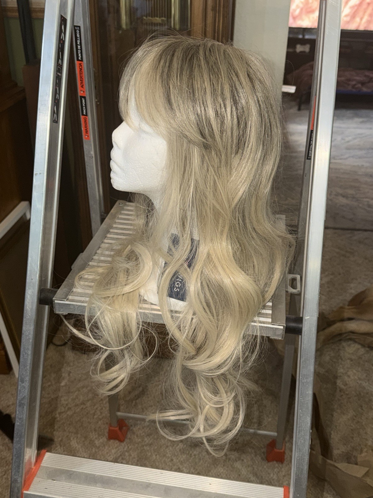 NWT Fever Wig By Smiffys Sienna Wig (Blonde with Dark Roots 26in