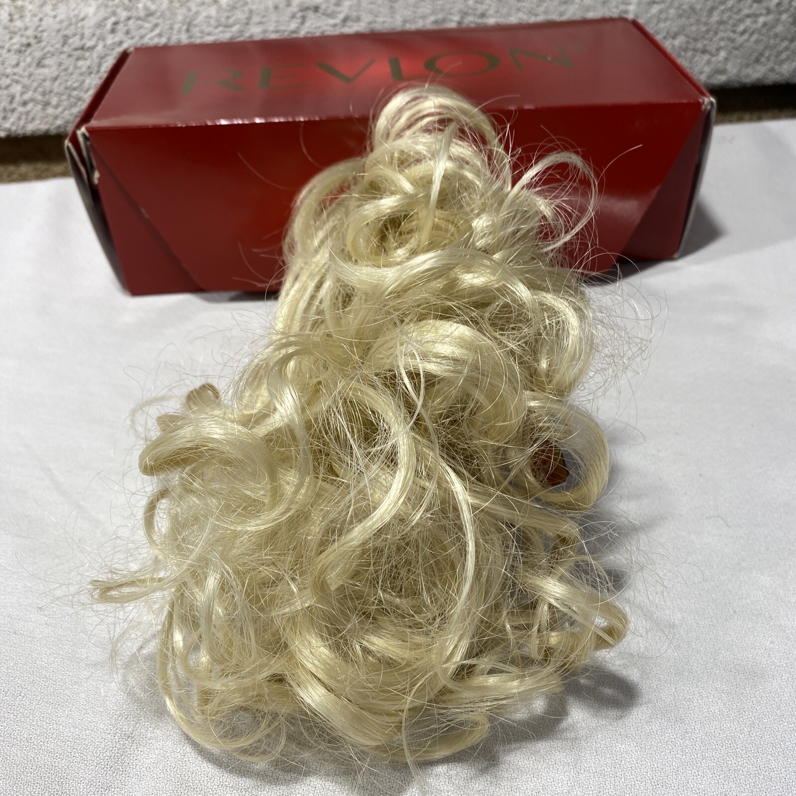 Revlon Style-Shorty Comb, Color-23R Champagne 12”