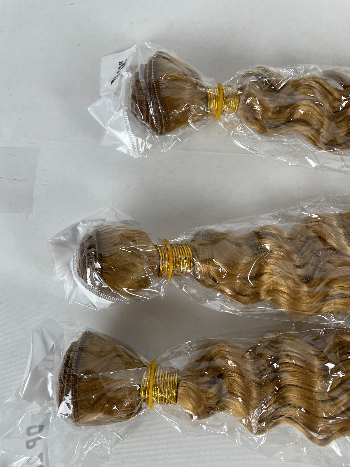 Bafamiya Hair Extensions, Honey Blonde/Brown, 28″ 3-Pack