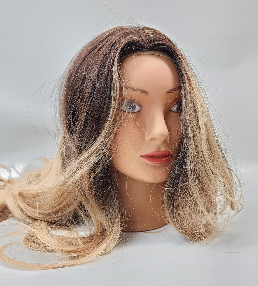 Smilco 24″ Dark To Light Ombre Wavy Synthetic Heat Resistant Wig SM328