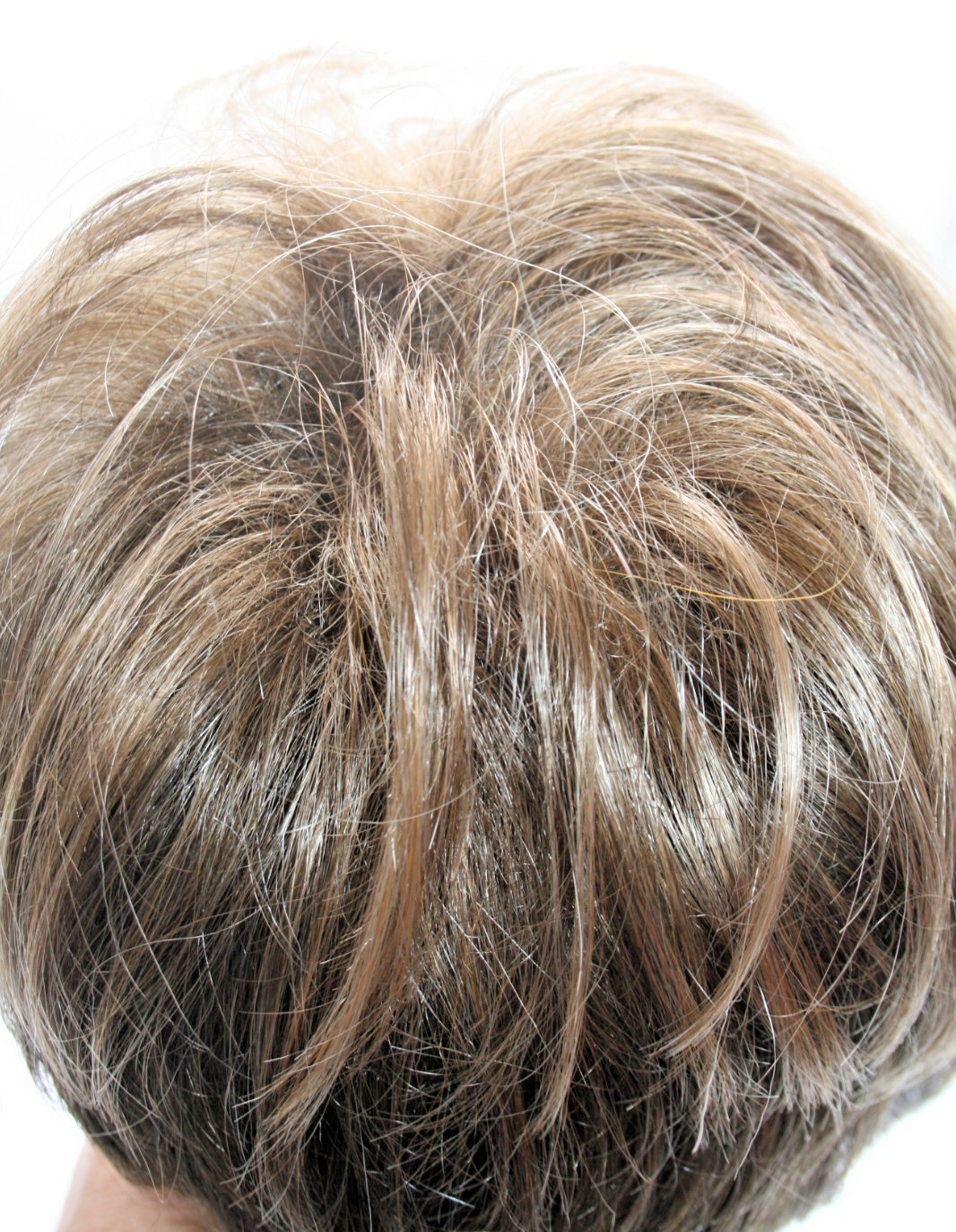Wig Short Brown Hair Layered 100% Modacrylic Fiber Goods Women Made in Indonesia