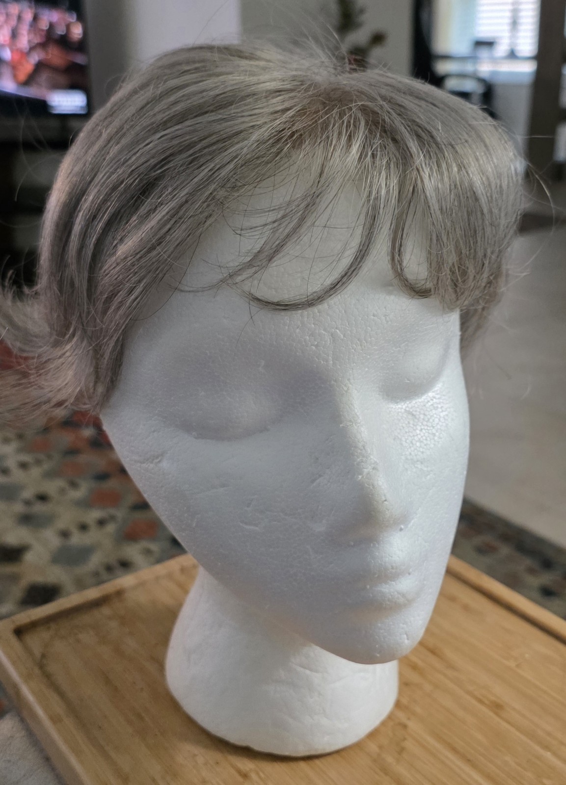 New Open Box Raquel Welch Sheer Indulgence Silver Short Bob Pixie Wig