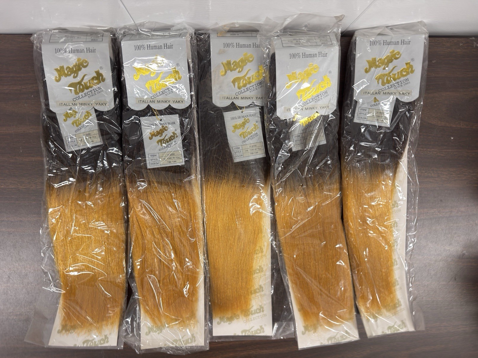 🆕 Magic Touch 100% Human Hair Italian Minky Yaky Weave 12/14” T1B-144