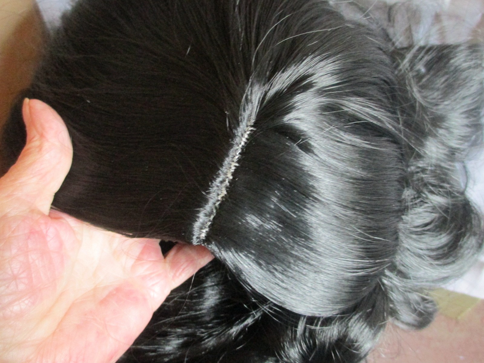 Long wig black color 1 soft curls skin part center easy to style heat safe New