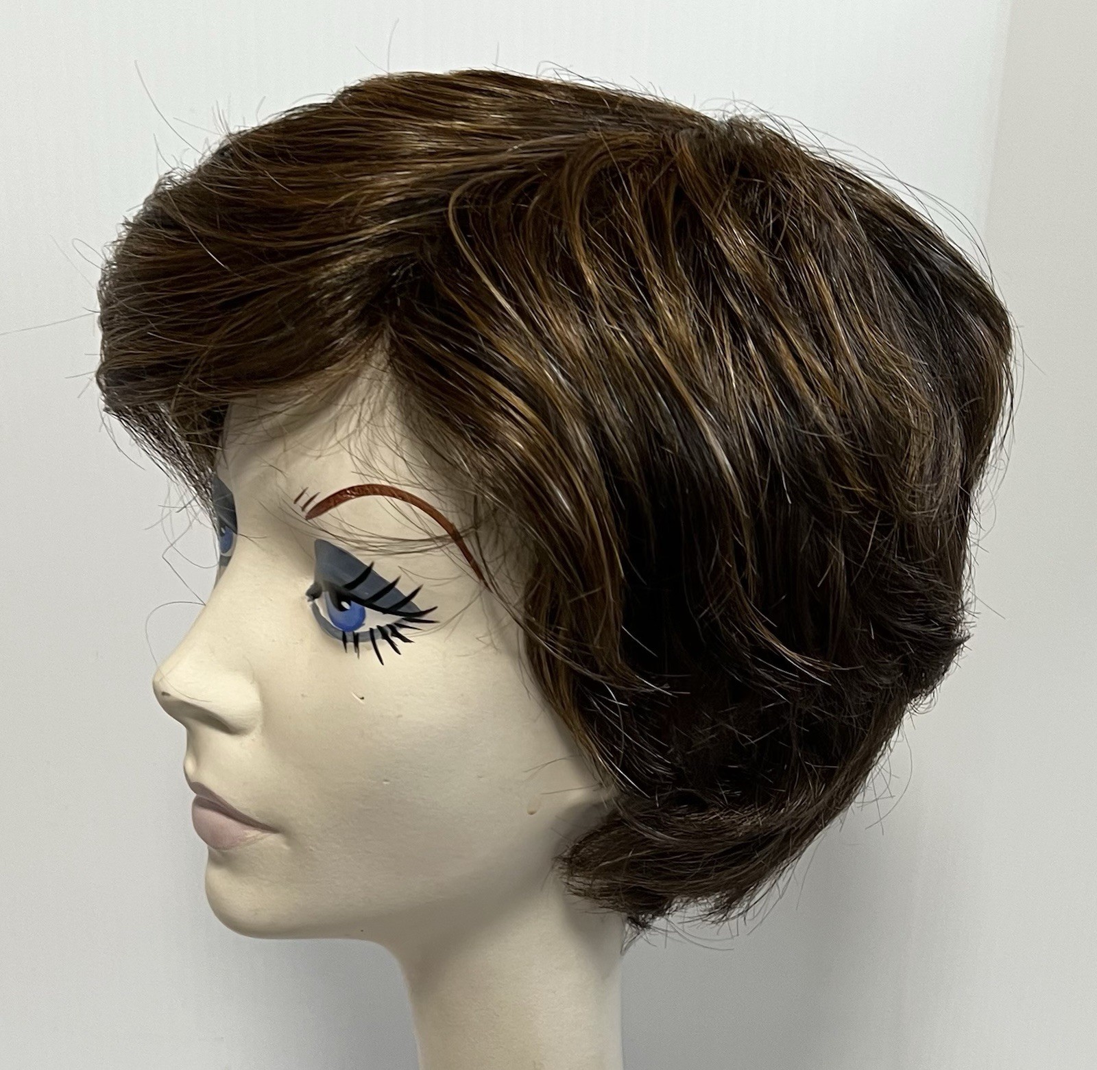 NWT! ASPEN Wig • Jenny 8/28HS • Medium Brown with Auburn Red Highlights