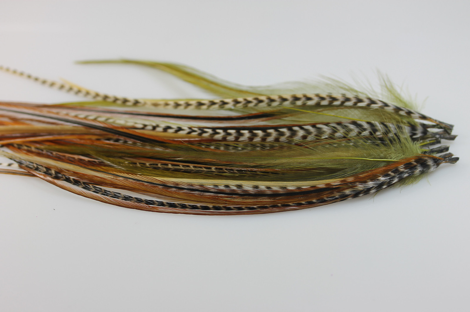 Natural Mix with Olive 8-12 Feathers for Hair Extension Bunched Together Salon Q