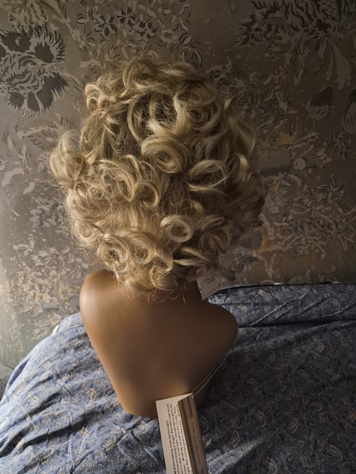 The Wig Company Dynamic Curly Blonde Synthetic Wig 20/88H Cap Large for Women