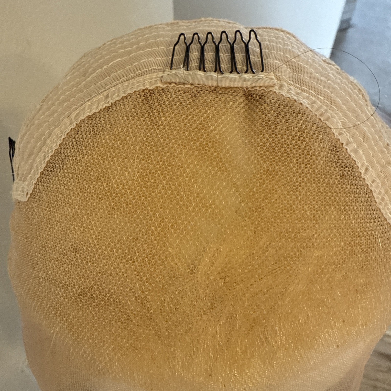 Human Hair Wig | 22” Light| Golden Blonde Highlight’s Lace Cap Hard No Tags 47