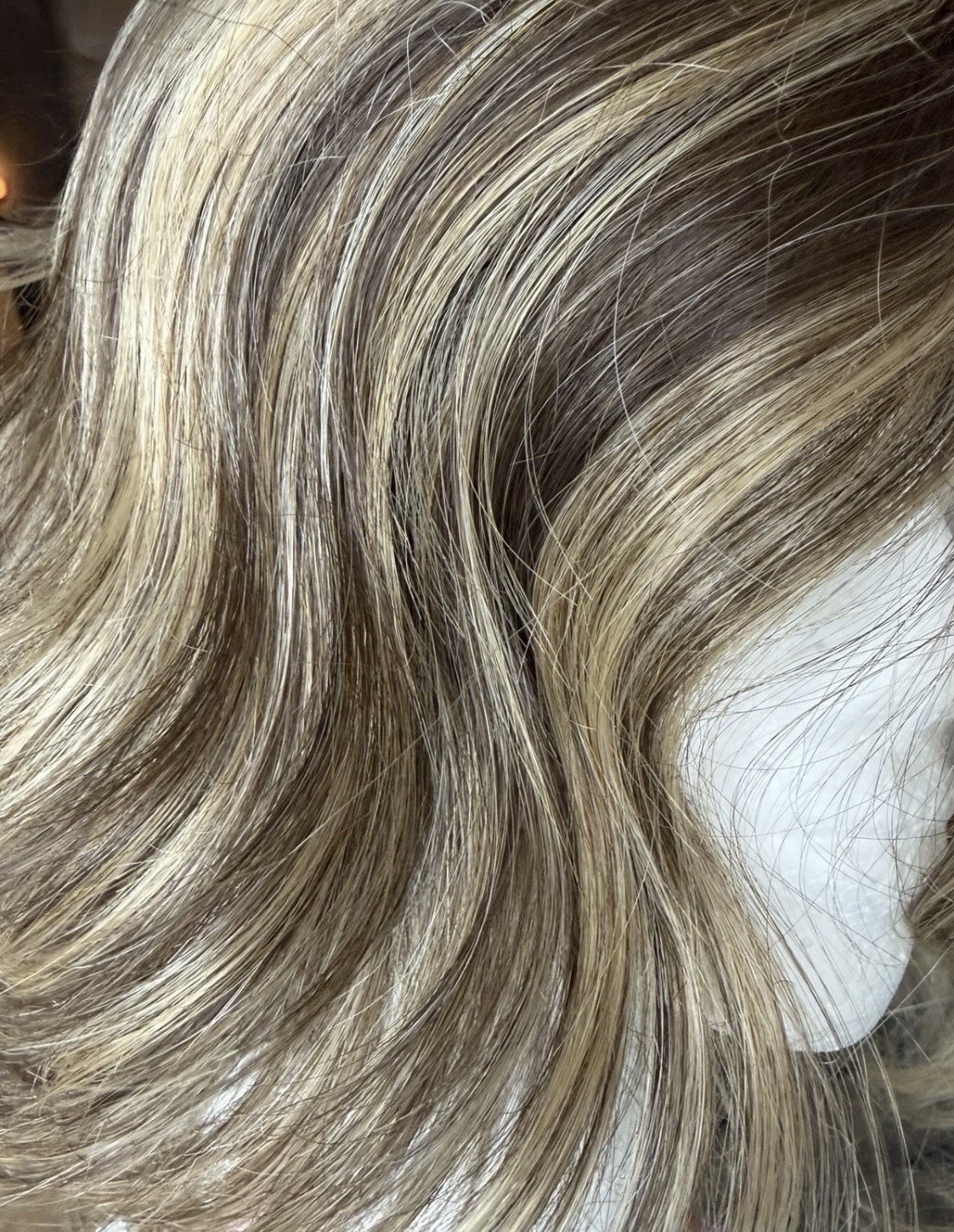 Raquel Welch Wig UNFILTERED, In RL9/24SS, SS Iced Cafe Latte