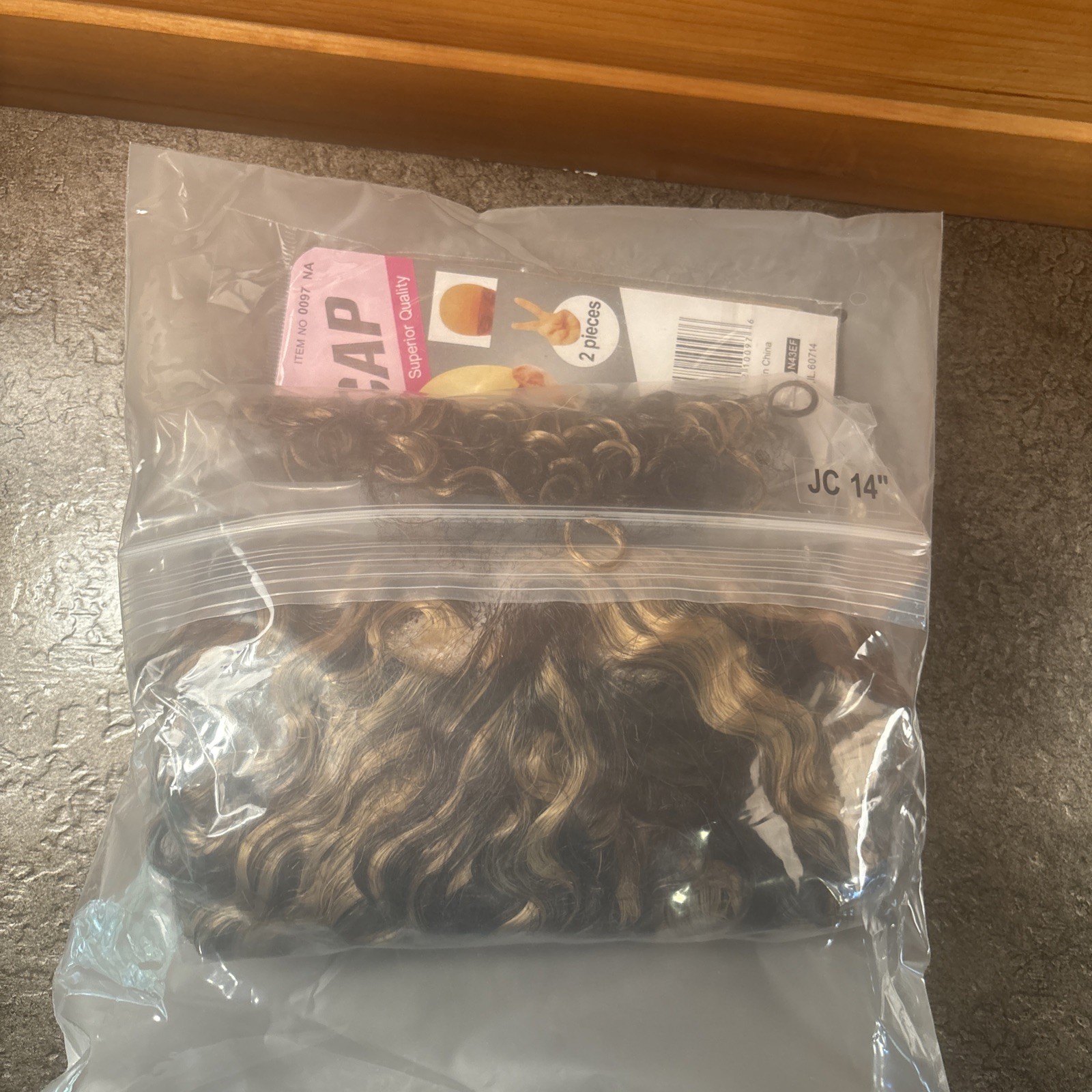 Fabimiya Human Hair Wig 5×5 Highlight P4/27 Brown Jerry Curly Lace Front 14 In