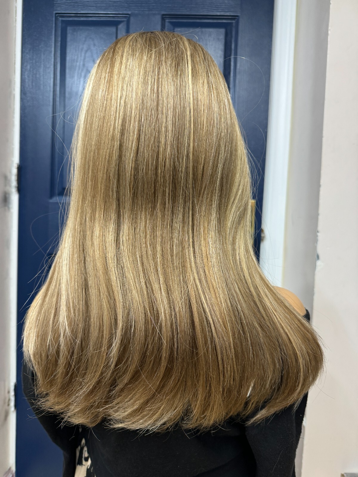 Malky Wig European Lace Top 18″ Extra Small Layers Straight 8/16/24