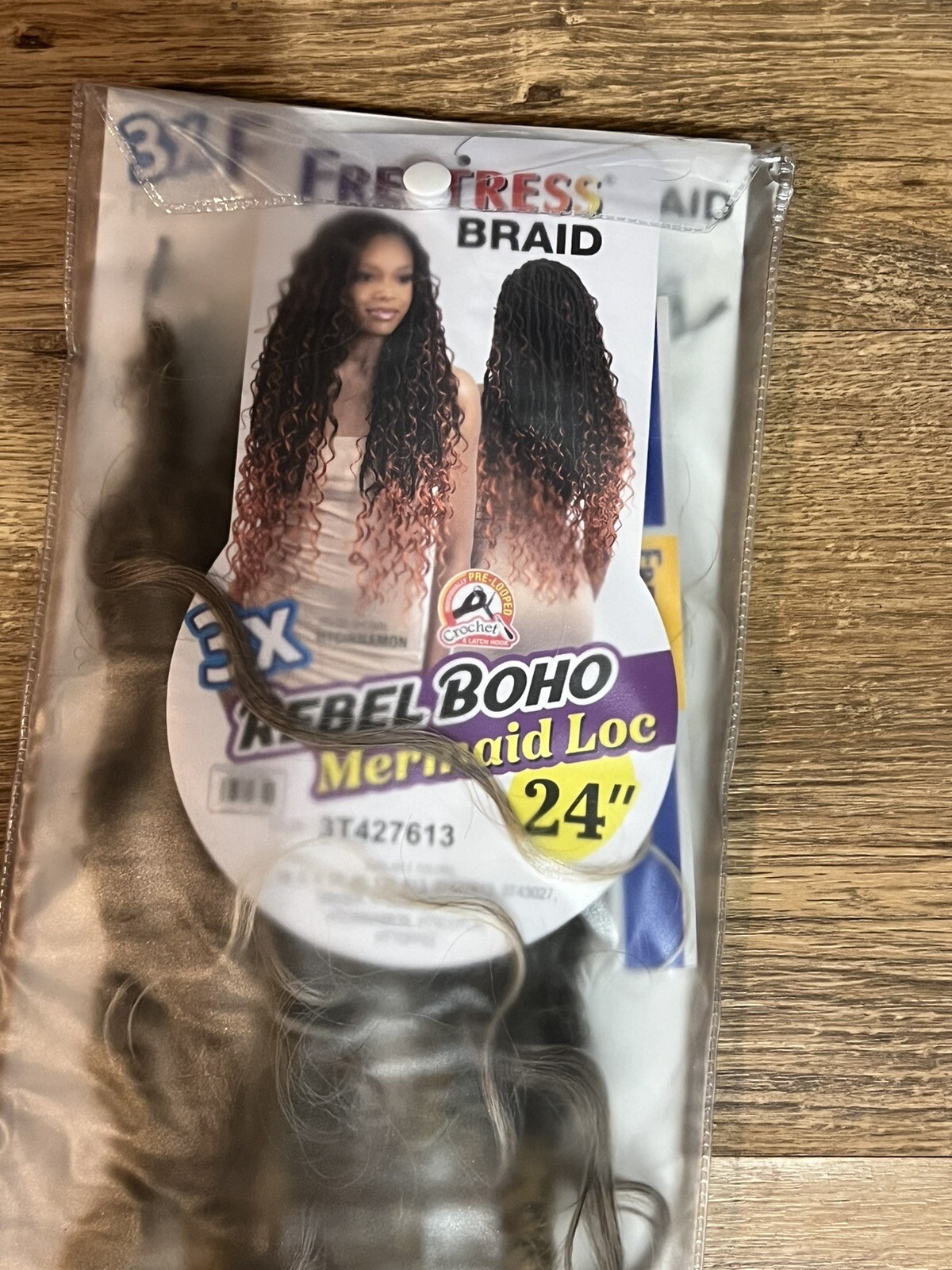 Shake N Go Freetress Syn.Braids – 3x Rebel Boho Mermaid Loc 24″ 7 Pieces *READ*