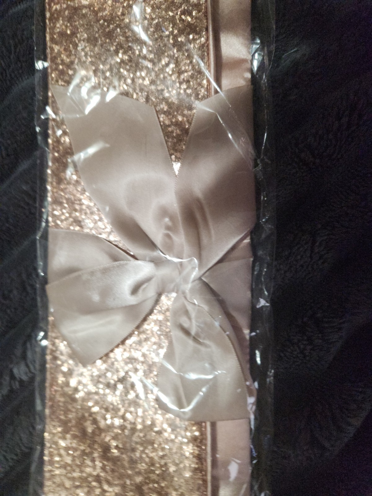 Hair Extension Travel Storge Case Holds From 8 To 26 Inches Long