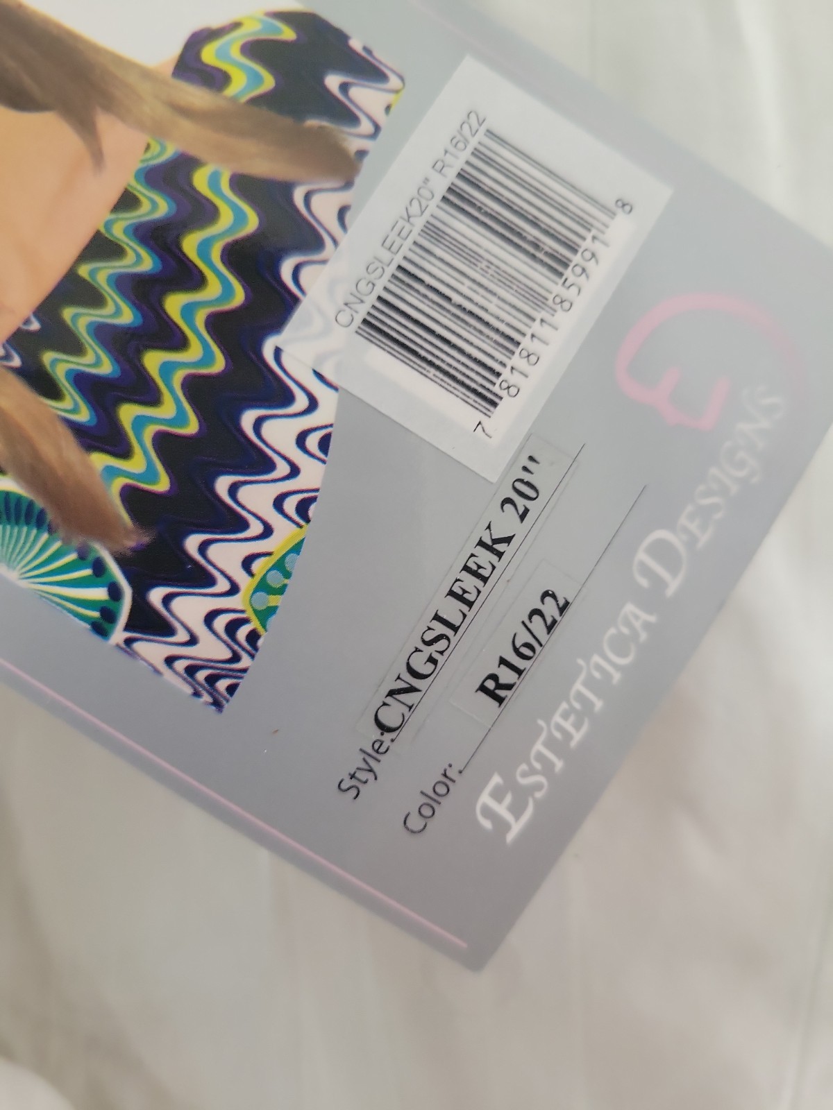 Estetica Designs Clip N Go Extensions 8 Pieces R16/22 20in