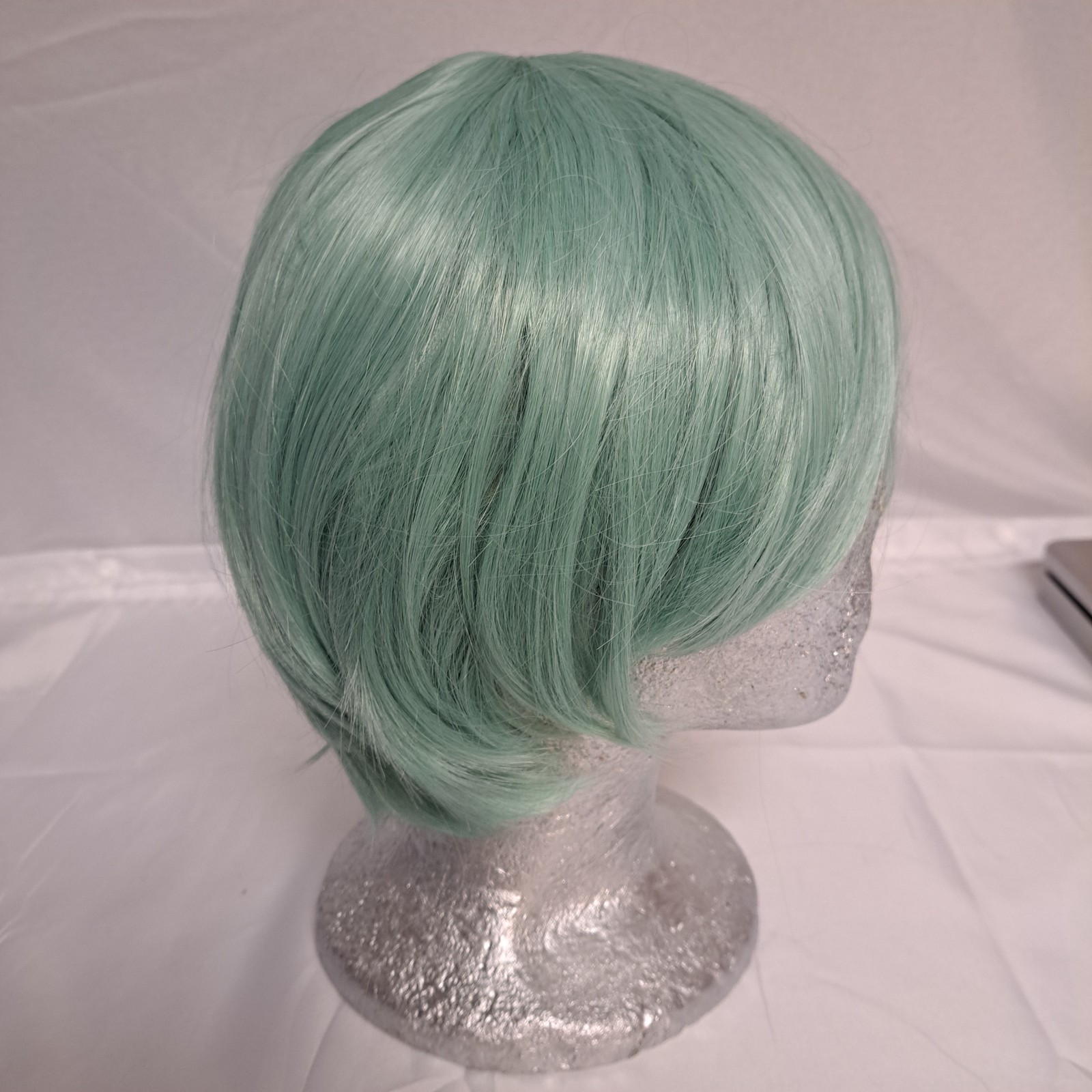 Wig Soft Green Anime Boy Cut bangs synthetic short Halloweeen Cos Play NWT