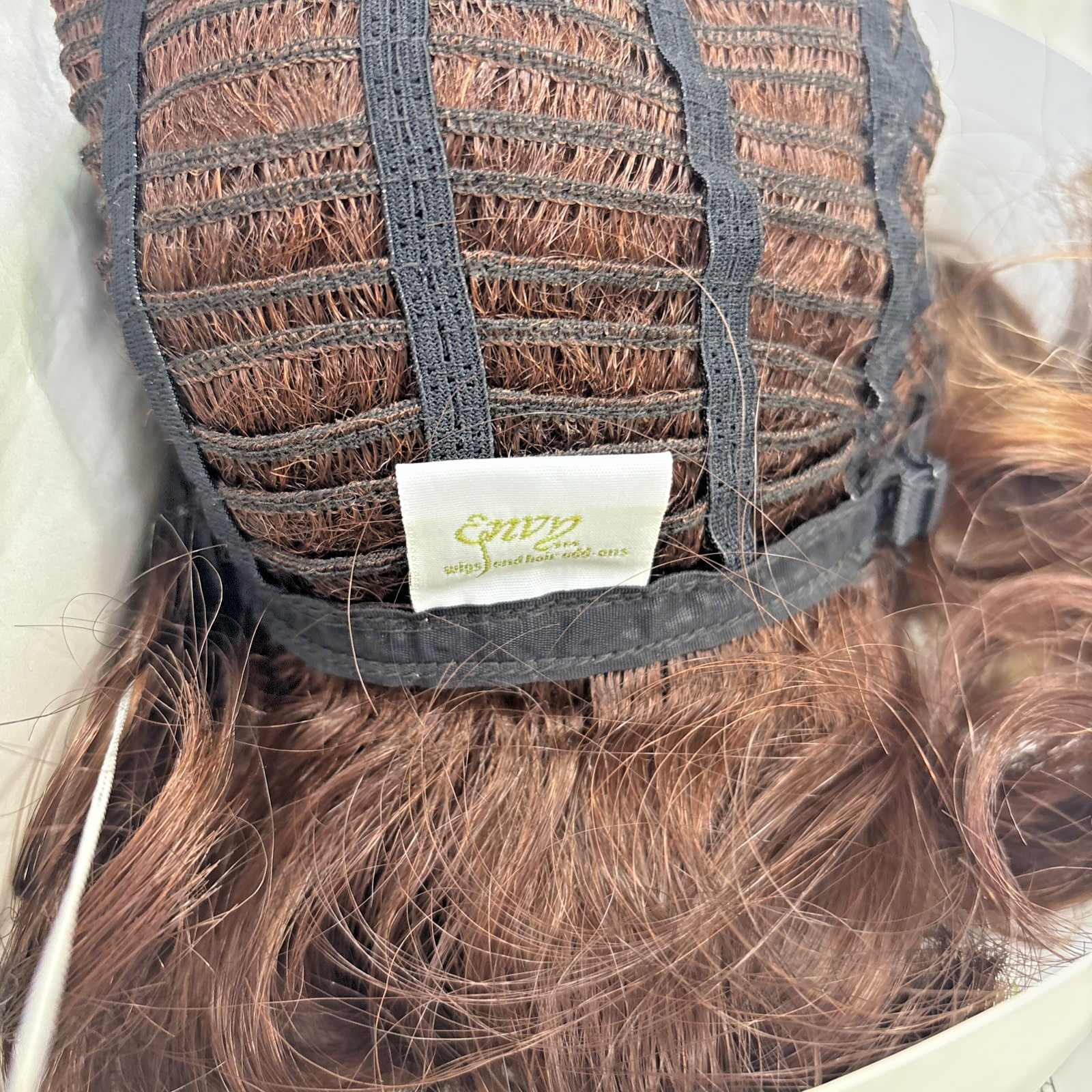 BIANCA ENVY Wig AVERAGE CINNAMON RAISIN