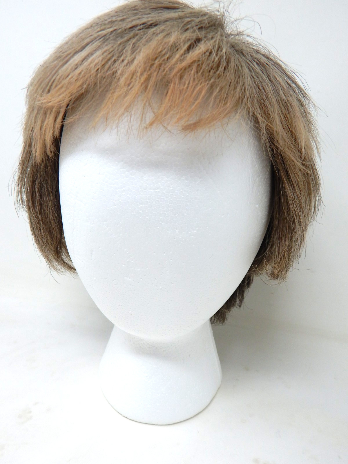 Tony of Beverly Wig Short Hair Modacrylic Fiber Japan Multi-Grey color (Medium)