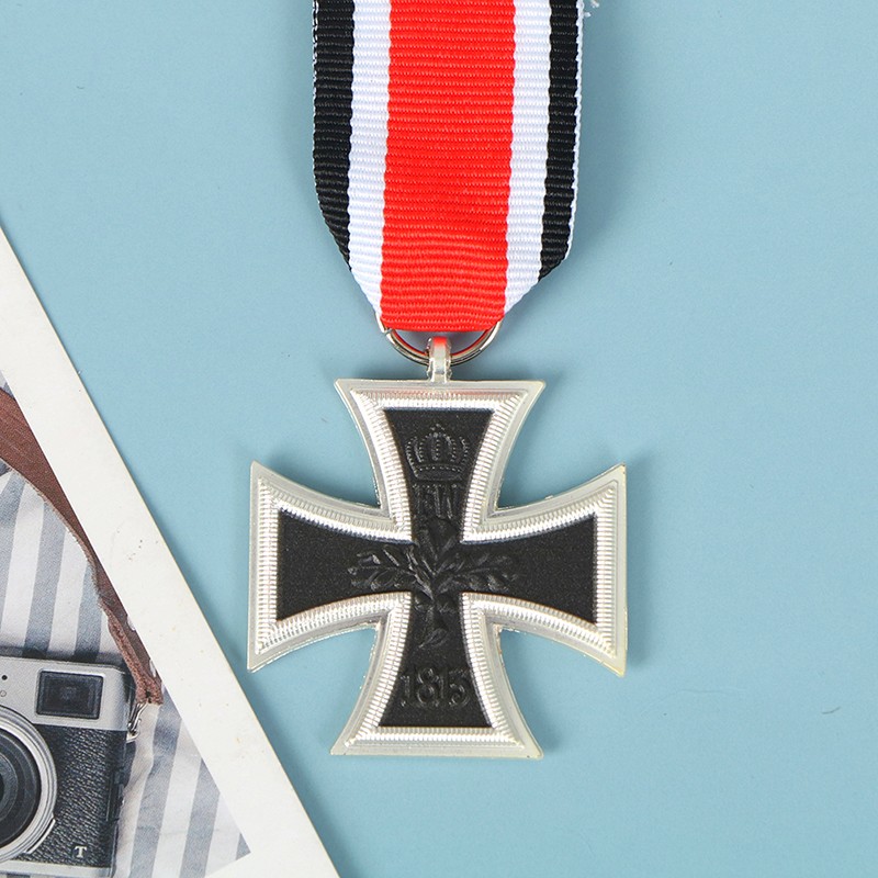 1Pc Germany Medal 1813 1870 Year Iron Cross Medal Badge Pin With Ri.82