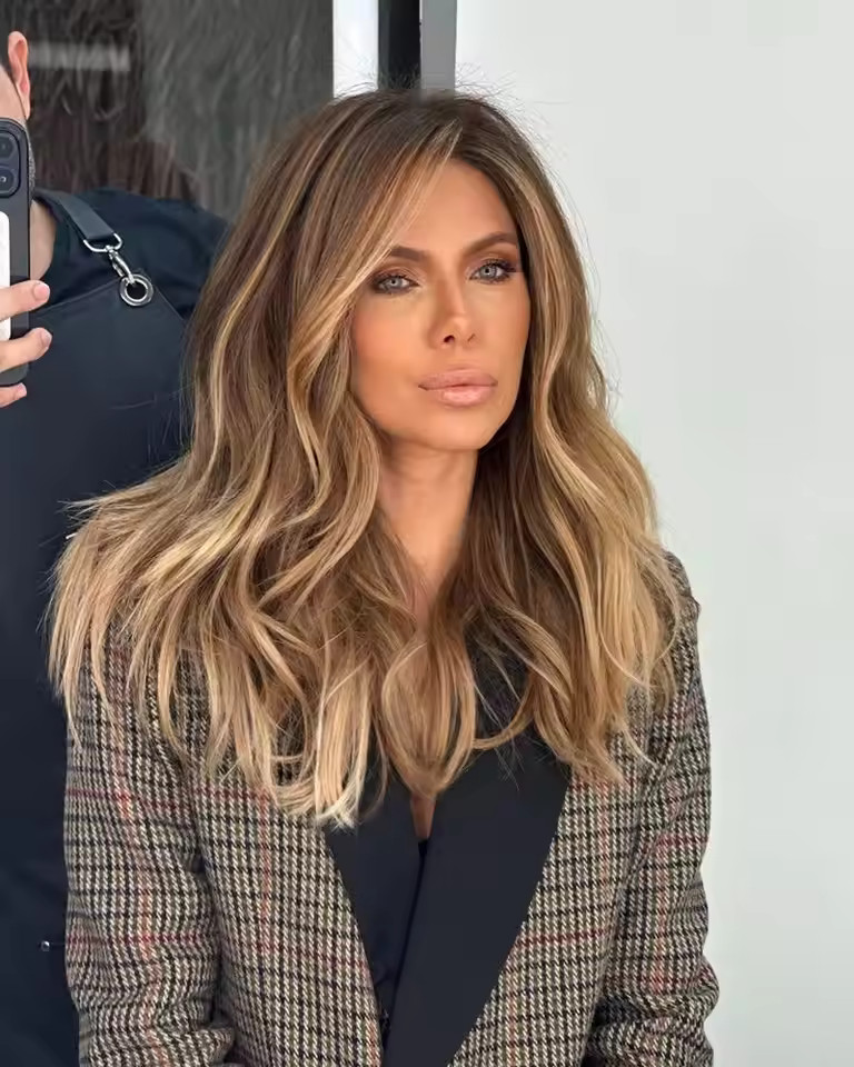 16inch Highlight Honey Brown Brunette Wavy Wigs 13×4 Lace Front 100% Human Hair