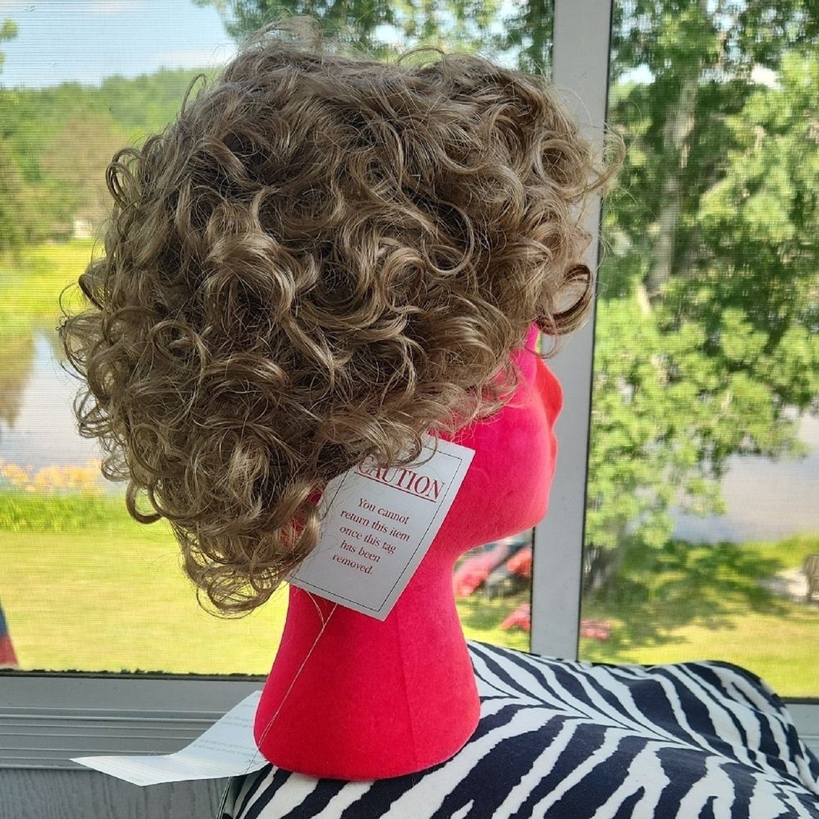Vintage Fashion Club Designs Short Curly Wig Esteem Color 14 Large