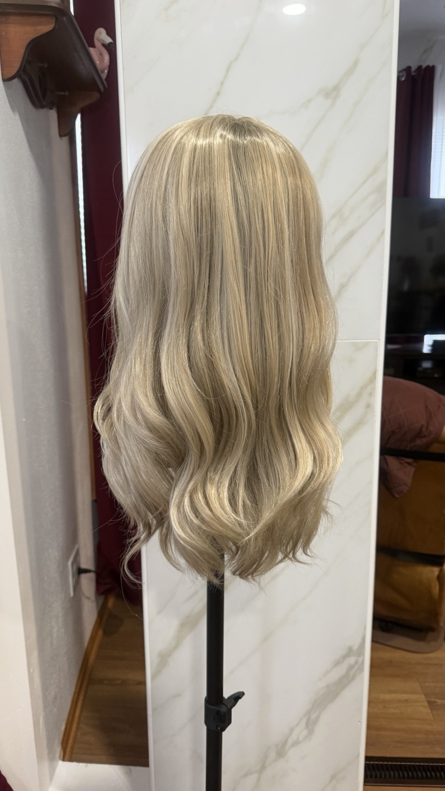 Imstyle – ALLY – Champagne Blonde – T-Part Lace Front Wig – NEVER WORN