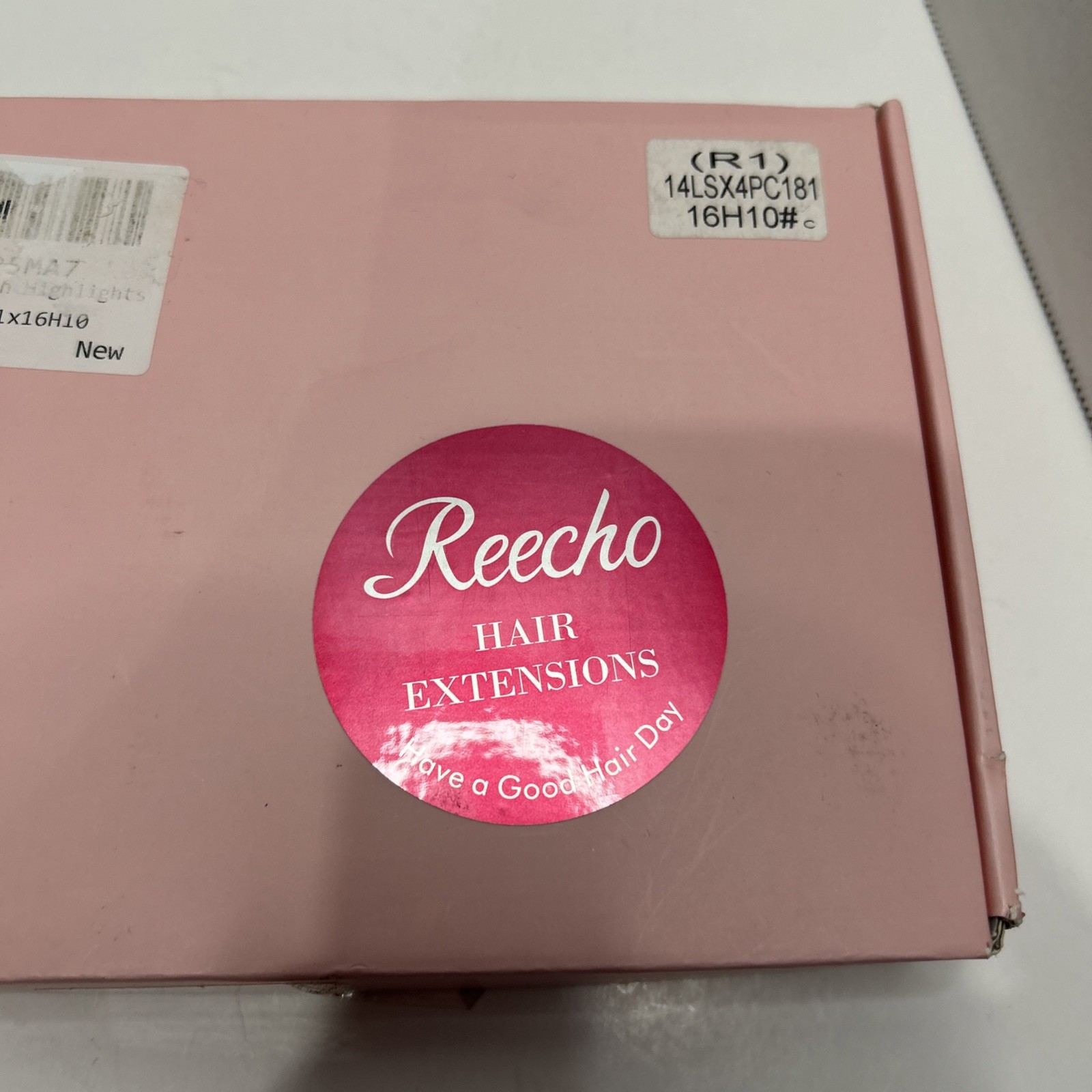 REECHO 12-28” Clip In Hair Extensions- 14LSX4PC18116H10 Blonde W/Highlights New