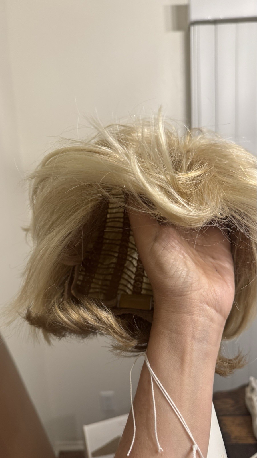 Opened Box Noriko Wig Vanilla lush Annie short blonde hair 1627