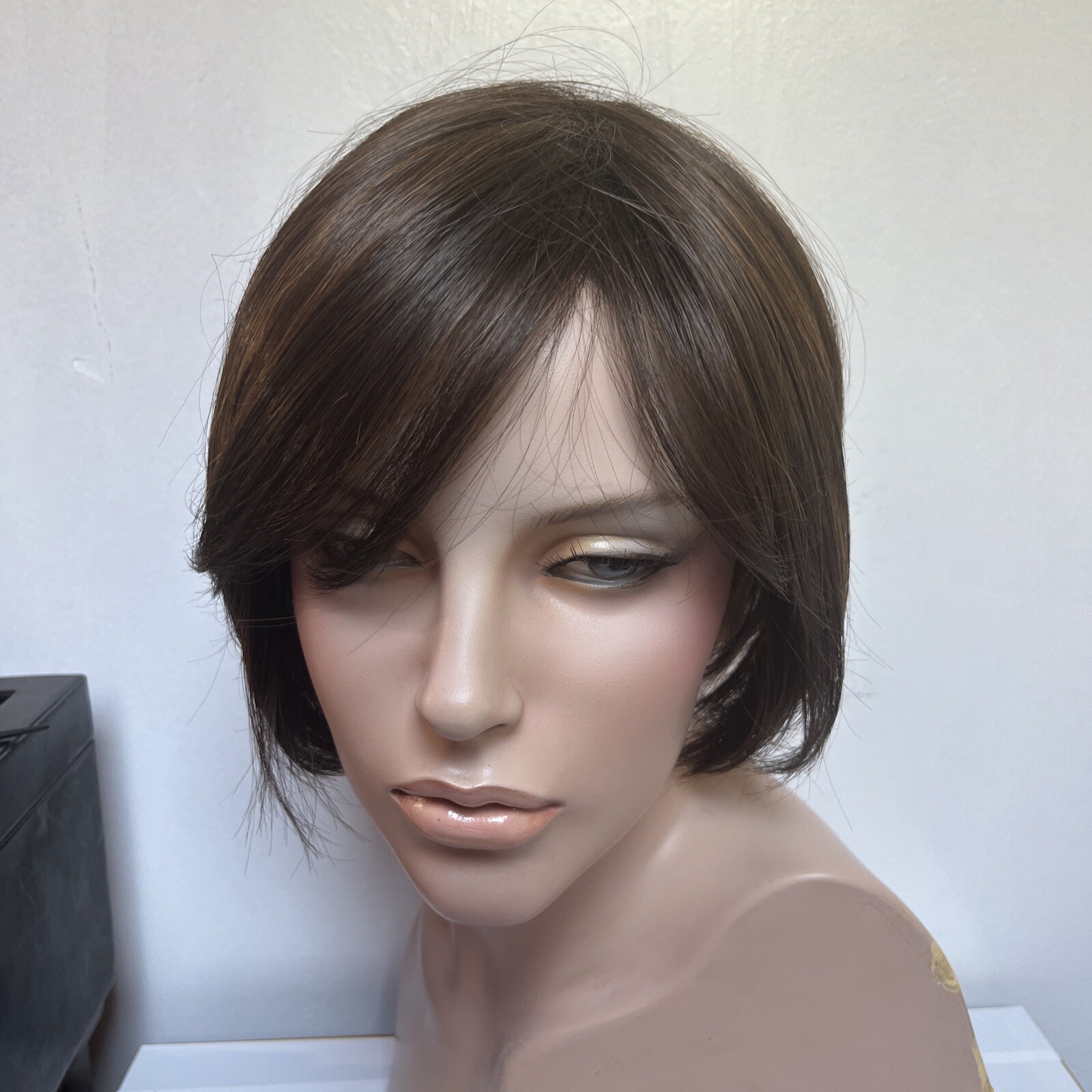 Hairdo Layered Bob Wig R6/30h Chocolate Copper Medium Red Brown