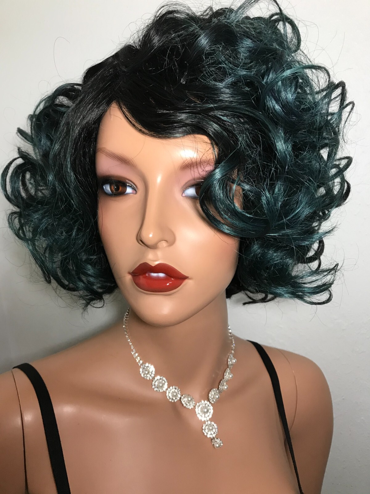 NWT Quick And Easy New Born Free High Heat Emerald Blue And Black Curly Wig