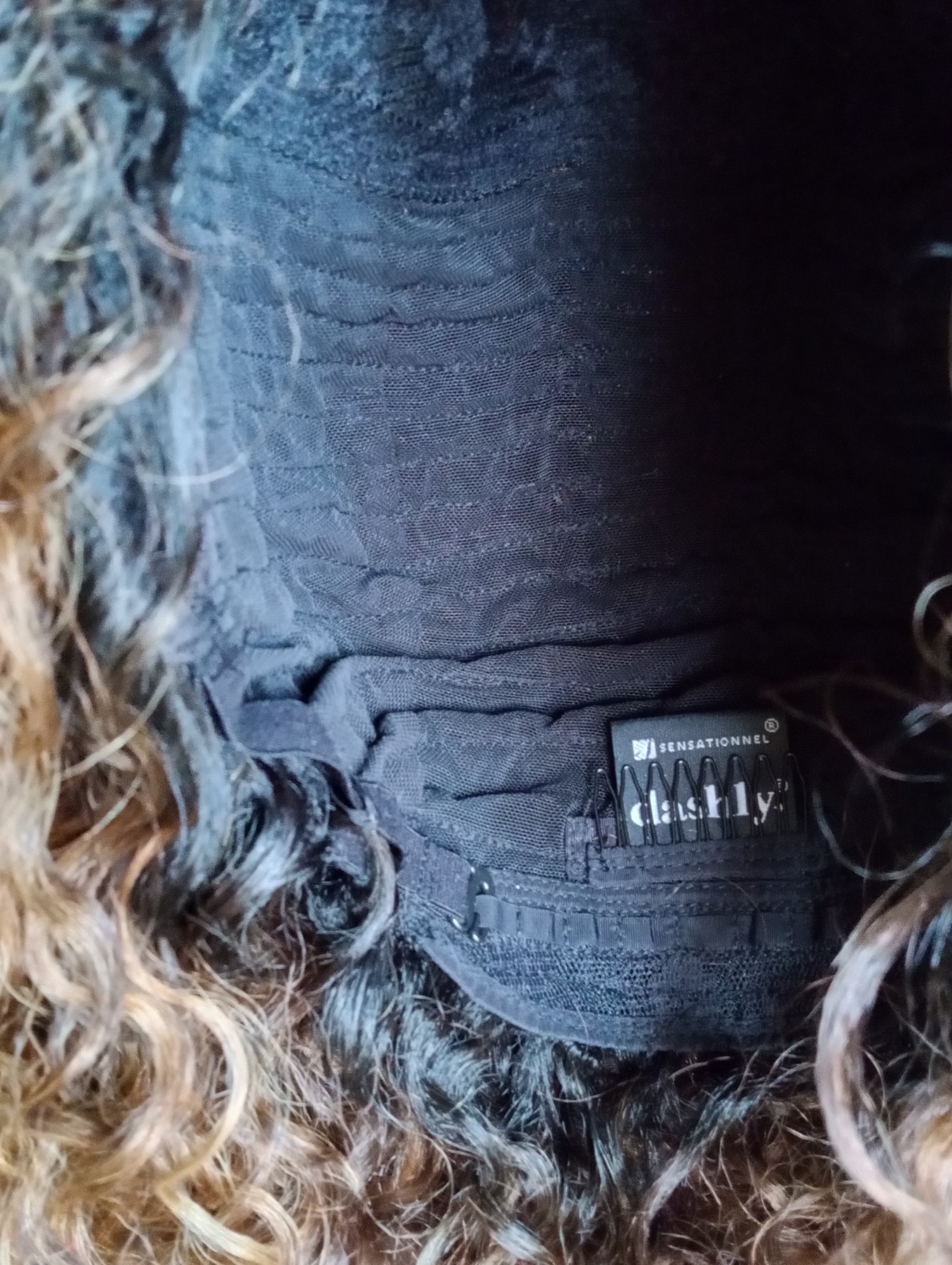 Sensationnel Dashly Full Wig Curly – Unit 27, BALAYAGE SUNKISSED