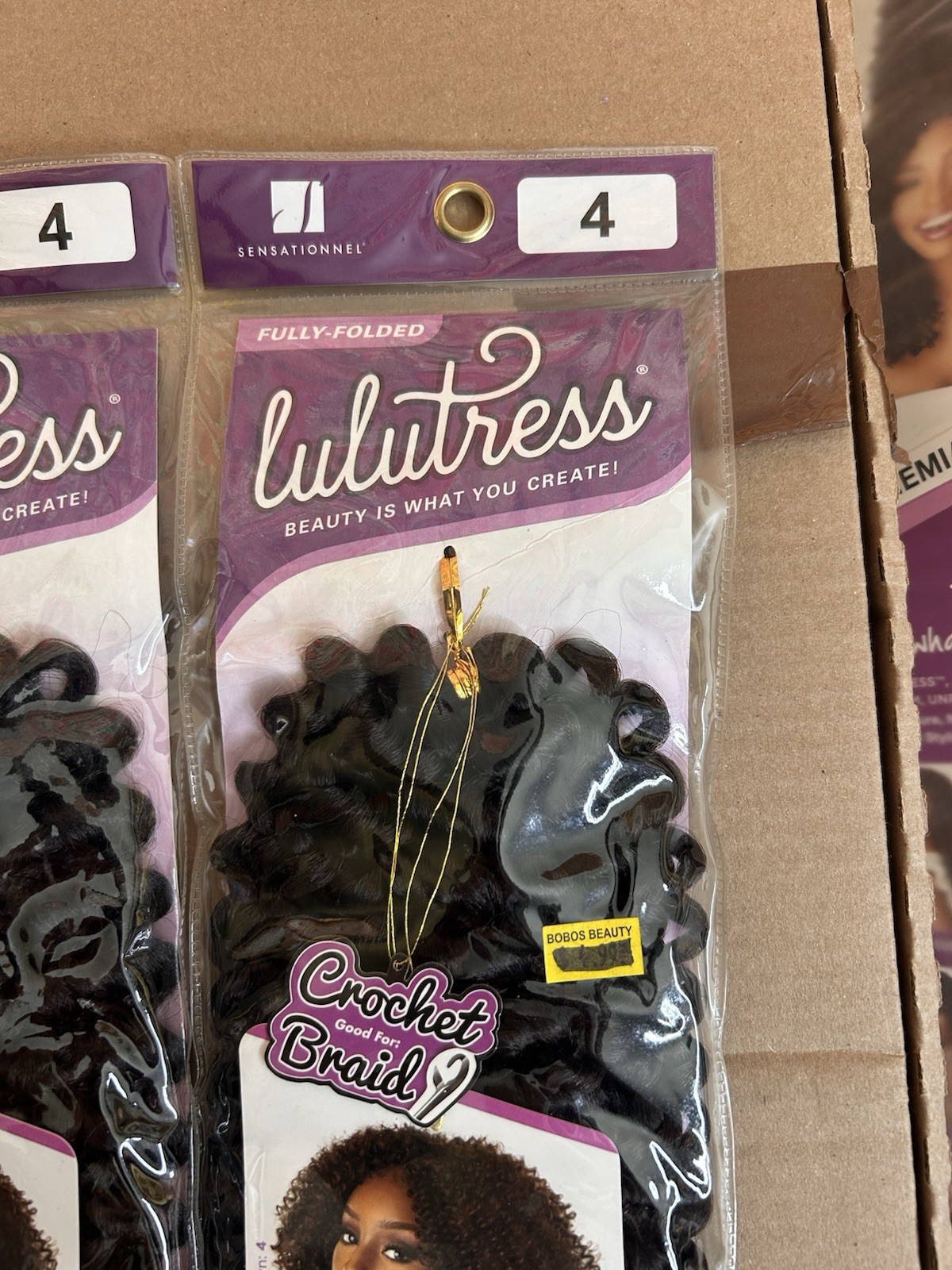 Lulutress Synthetic Braiding Hair – Water Wave 12″ – Color 4 – 4 Packs
