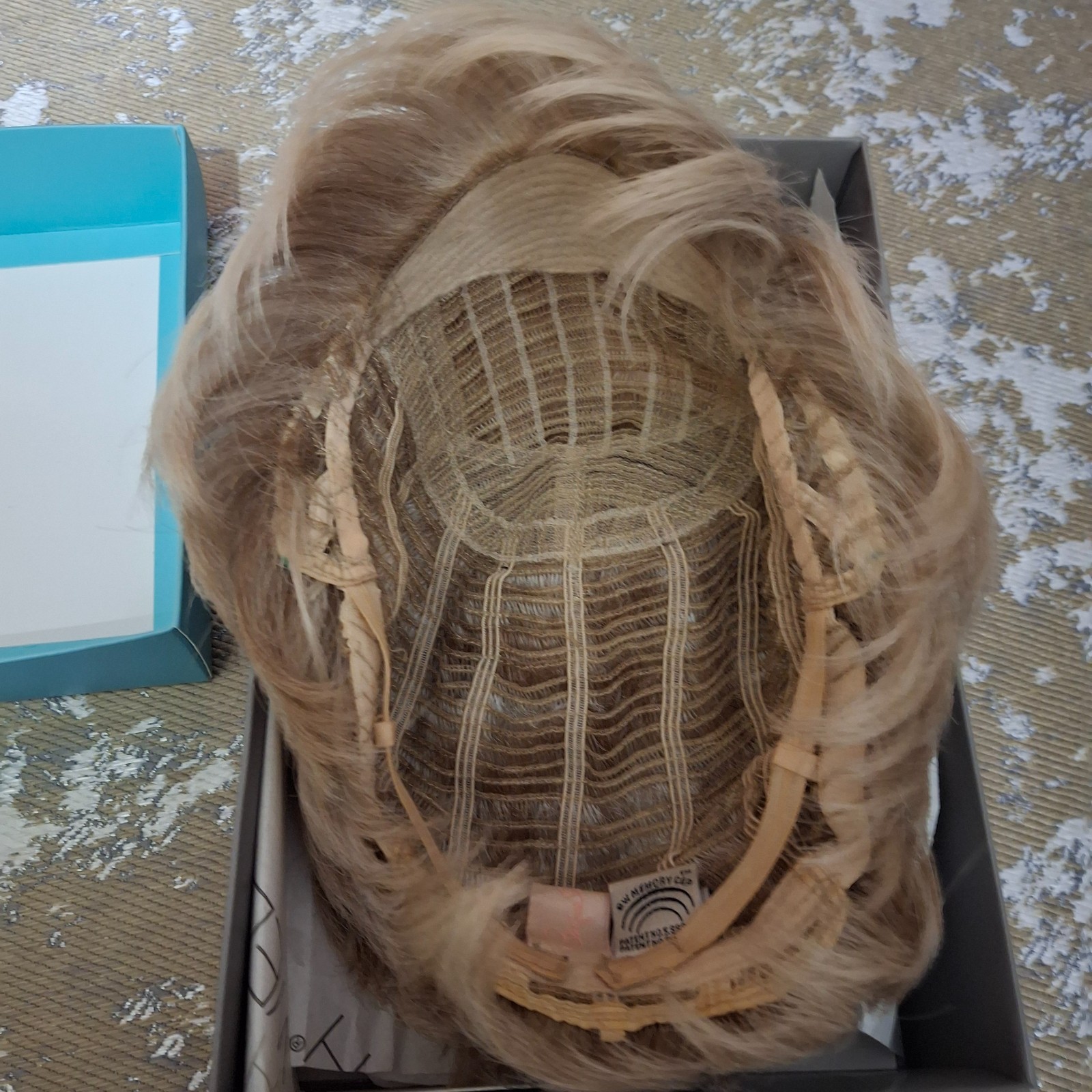 Raquel Welch Wig Hairpiece Blonde Petite 104747 HairUWear Kanekalon Vibralite
