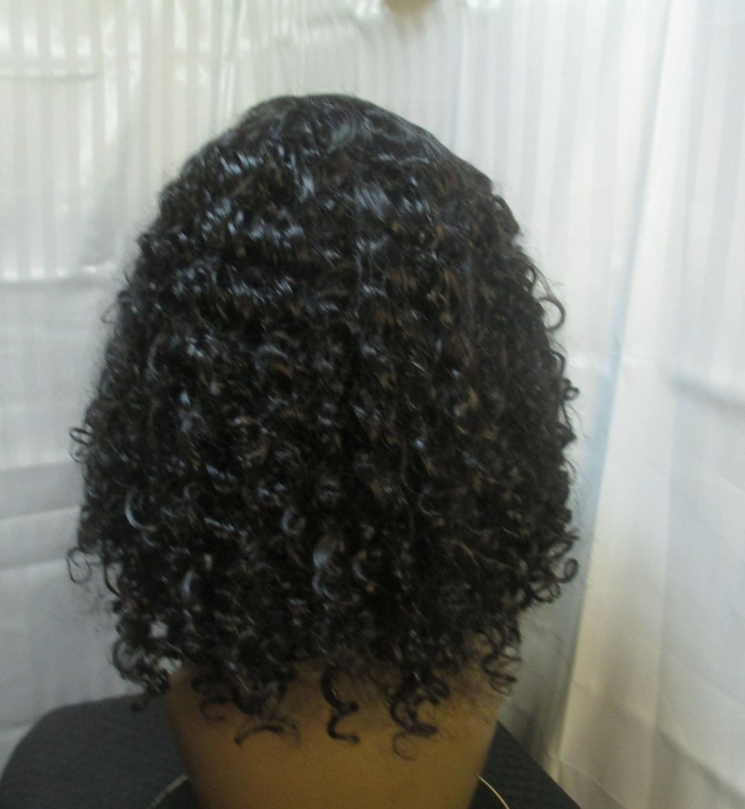 Med long curly wig right skin part color black 1B cute very curly & thick New
