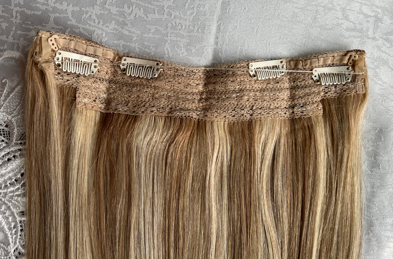 Flip in Human Hair Extensions with Invisible Wire 4 clips 20″ Highlighted Blonde