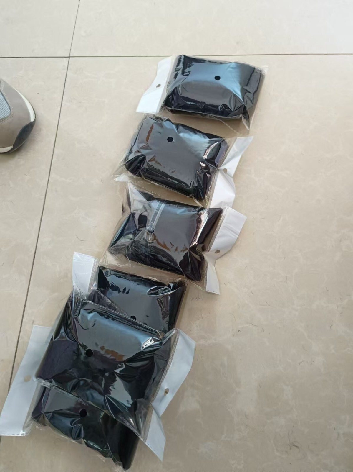 100% Human Hair0.6cm thickness10 Inch Bundled Sale,10 pieces.Quickly ship