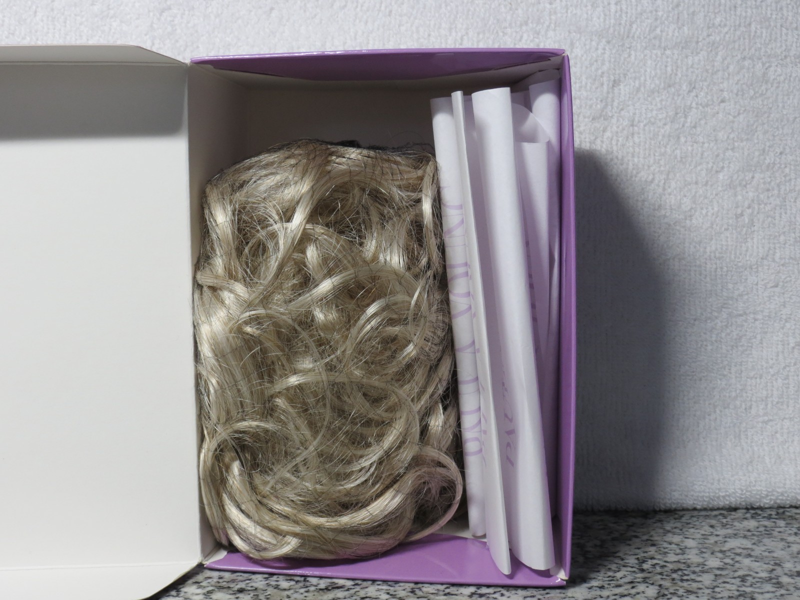 Paula Young Wavy Clip On Hair Piece Color 101 Wiglet Style A3310 NEW WITH TAGS