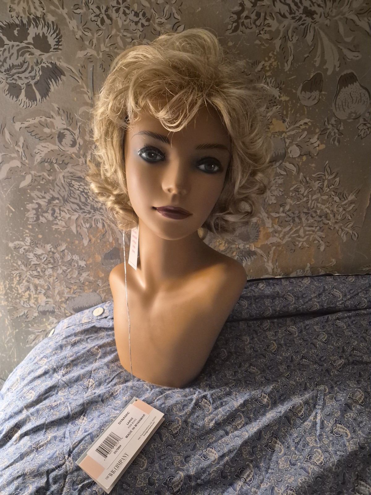 The Wig Company Dynamic Curly Blonde Synthetic Wig 20/88H Cap Large for Women