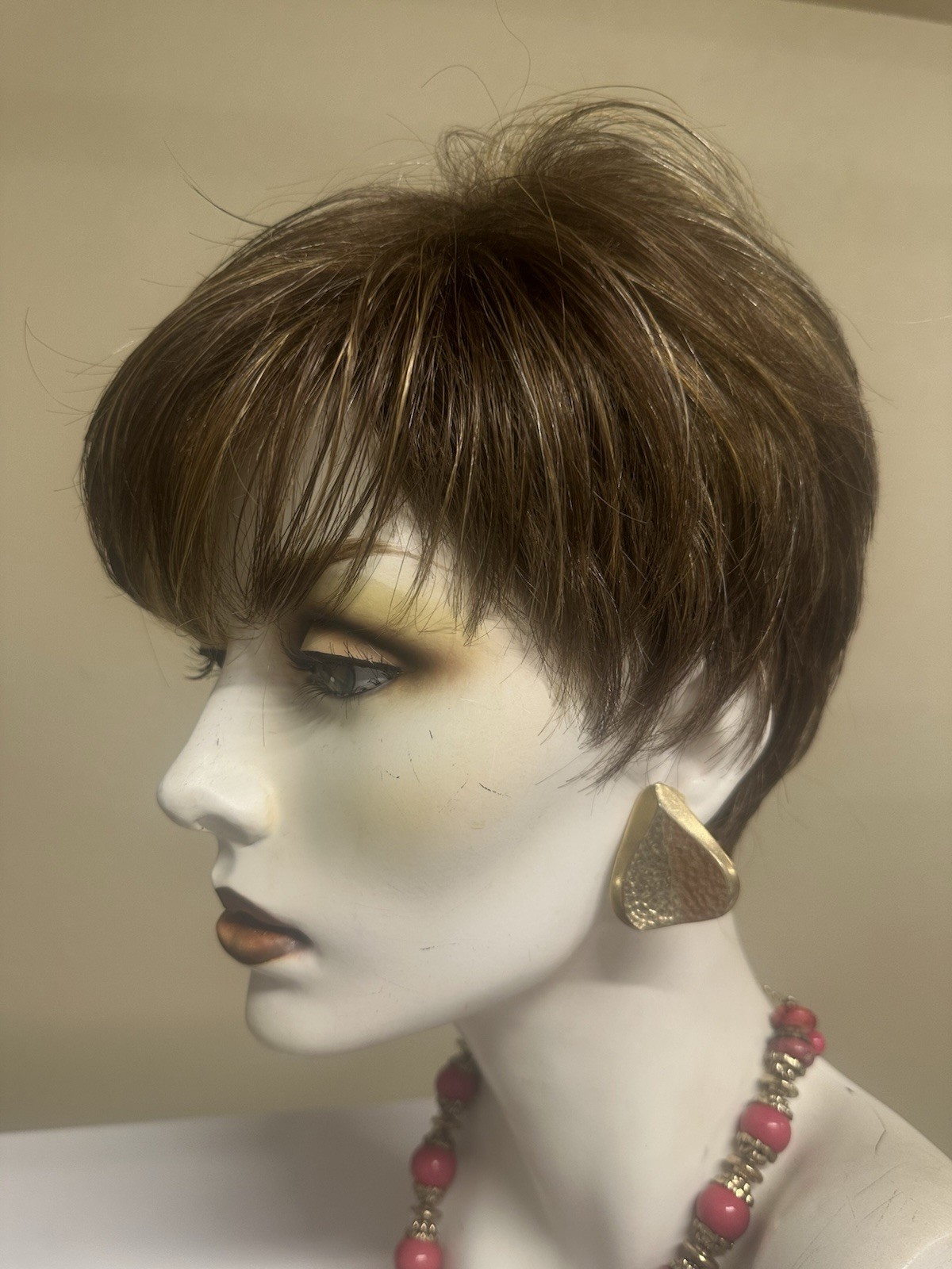 “EMMITT” by ESTETICA in color Carmel Kiss with a Classic Cap Reg. $178.00 ❤️
