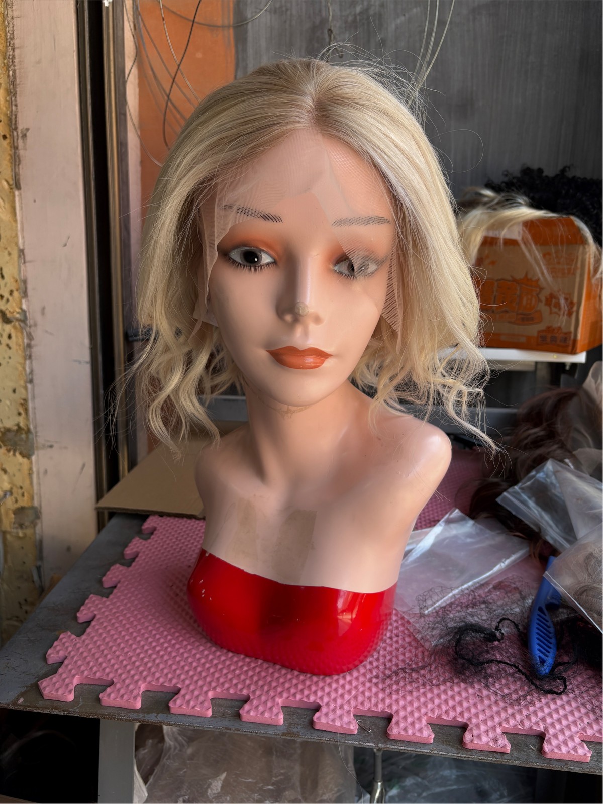 Short Bob Ombre Platinum Blond Lace Front 100% Human Hair Wigs for Women