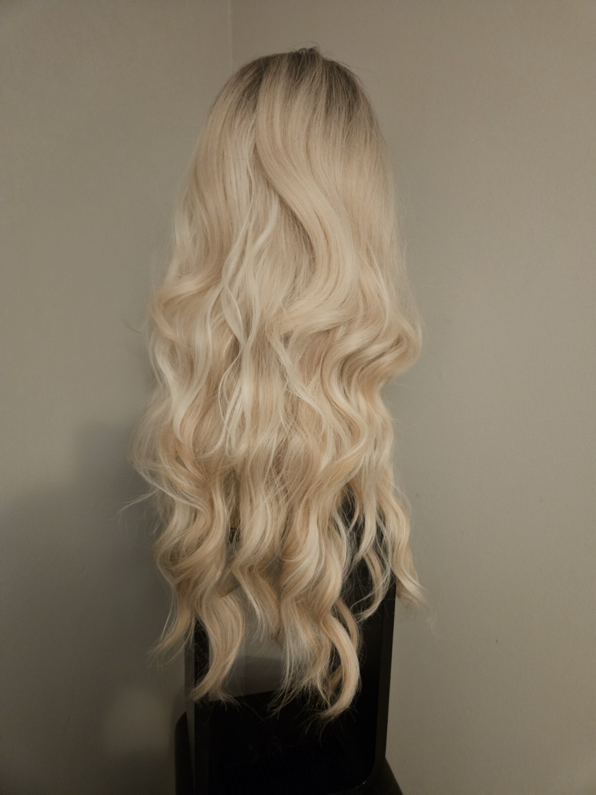 LACE FRONT MIXED LIGHT BLONDE LONG WAVY ROOTED WIG
