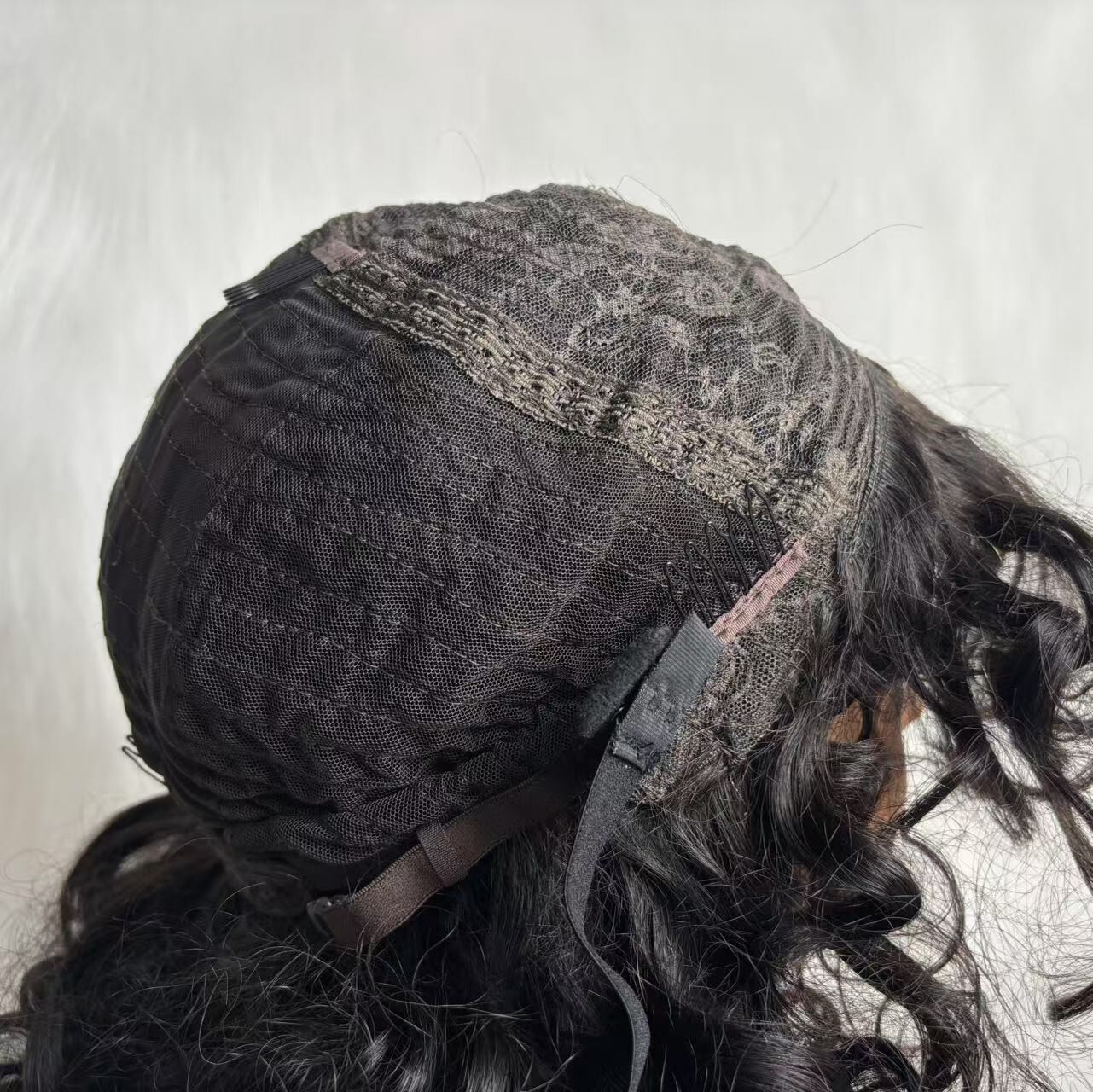Full Machine Made Bouncy Wve Human Hair wig