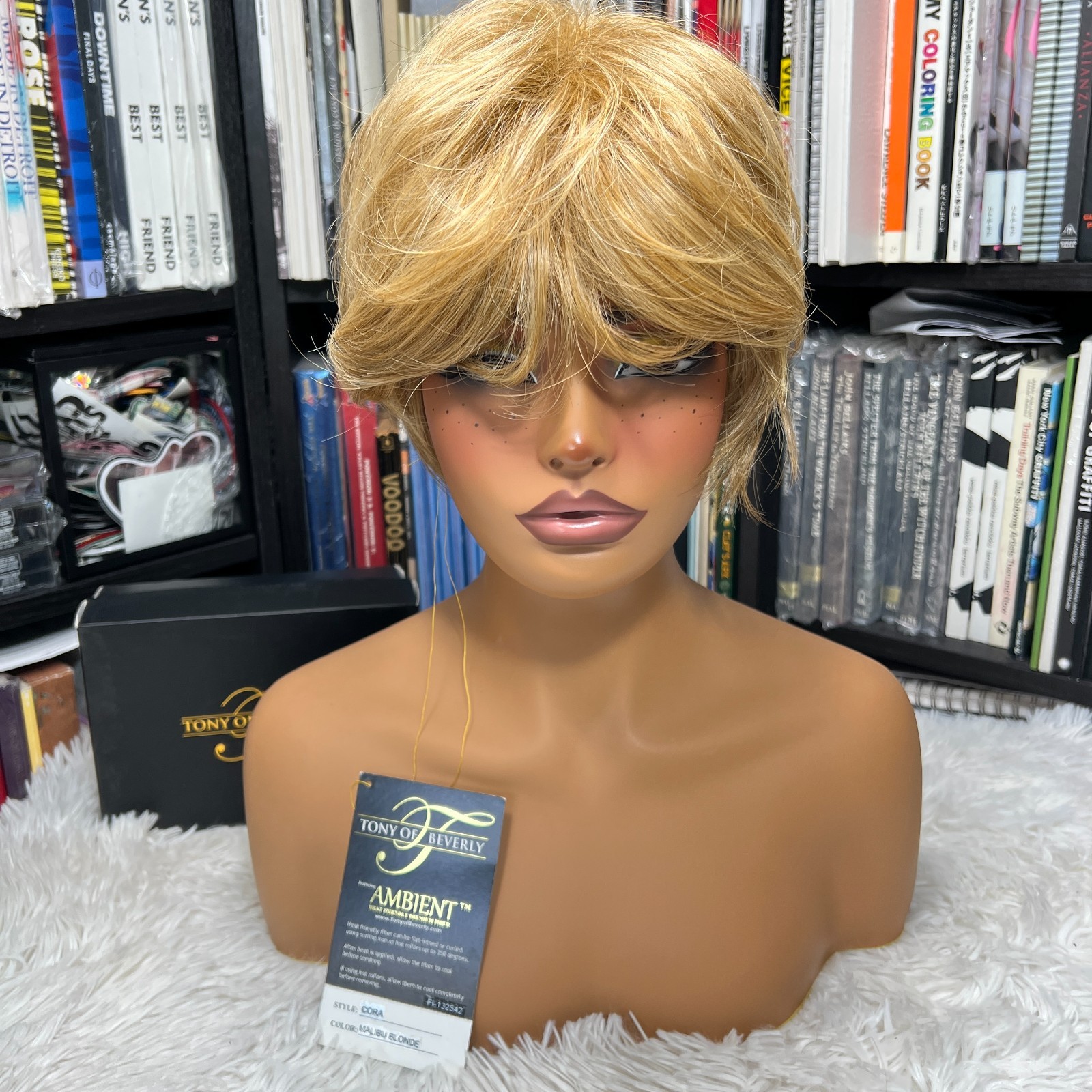 TONY OF BEVERLY AMBIENT WIG CORA MALIBU BLONDE