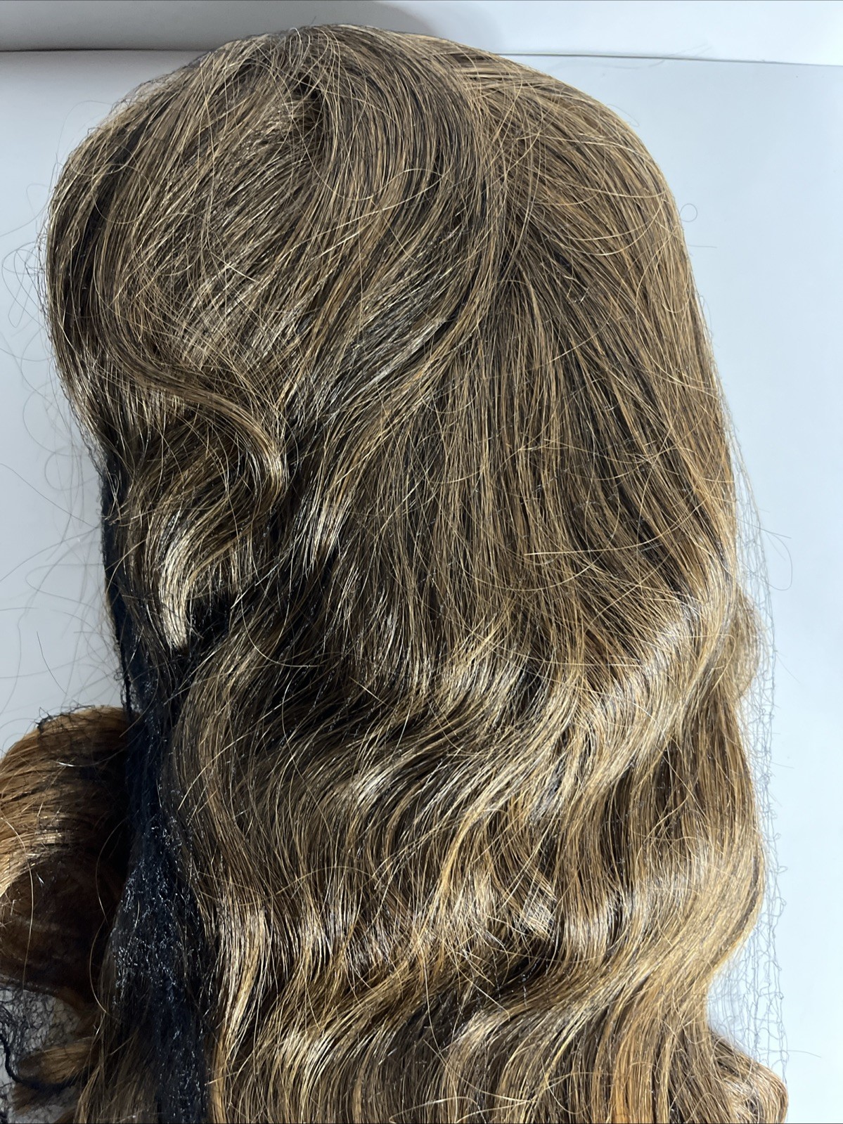 Outre Perfect Hairline Lace Front Hand-Tied 13”X6” Lace Wig (CRUSH) Color 2T/27