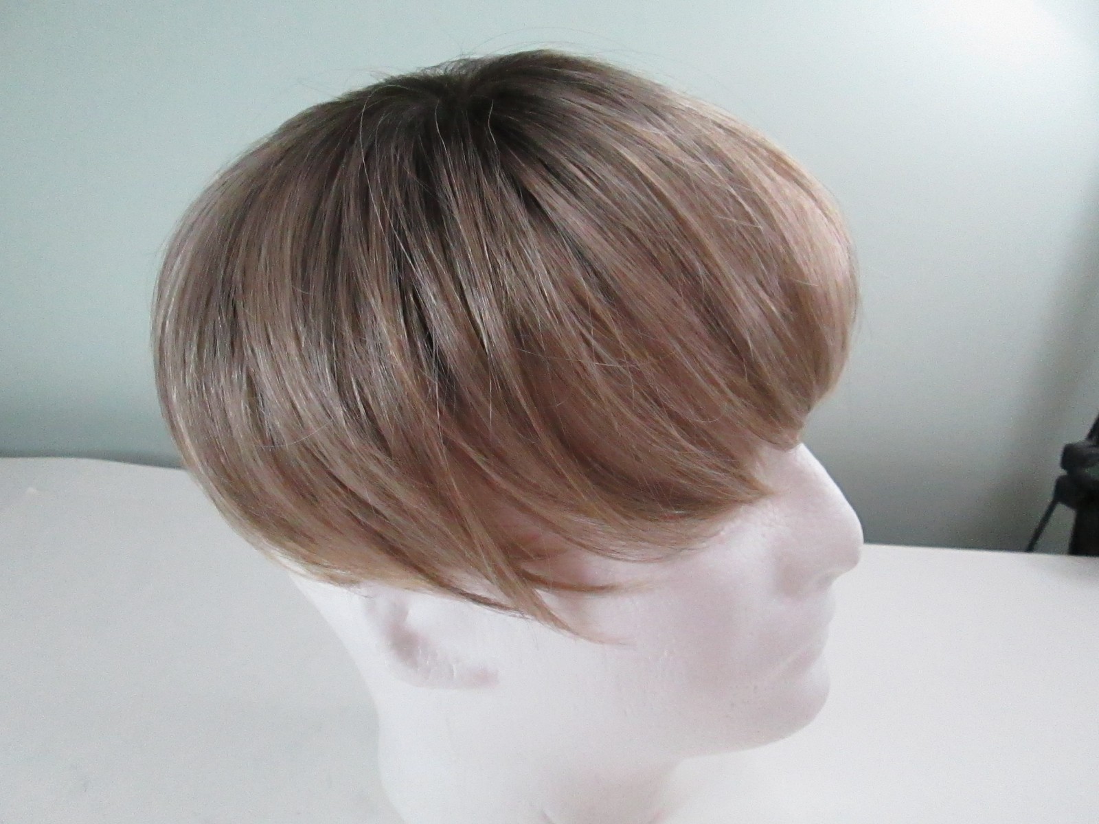 TOP BILLING 5″ by Raquel Welch Topper Hairpiece Iced Latte Macchiato RL17/23SS