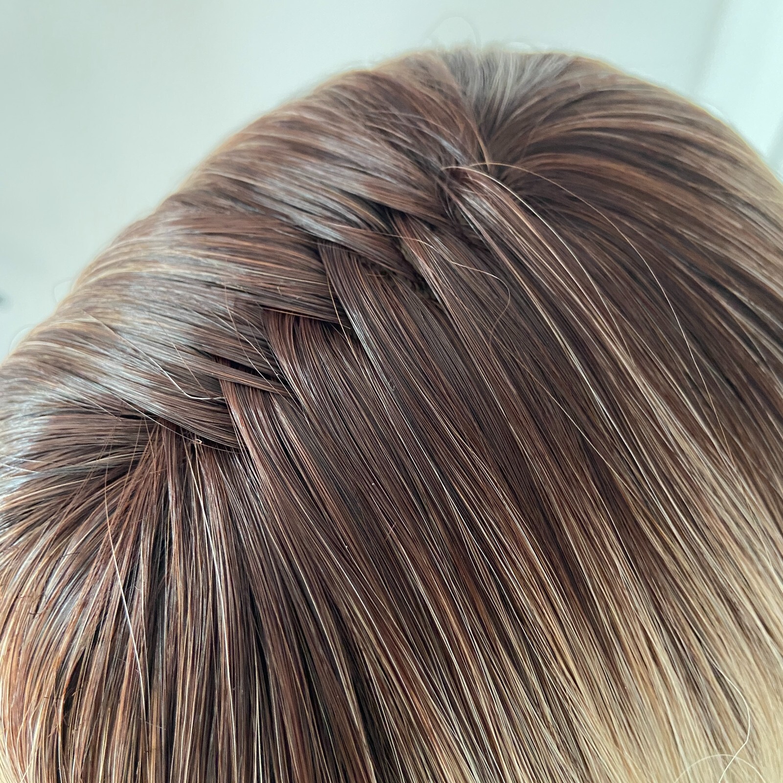 Vanilla Swirl Rooted Blonde Mix Synthetic Hair Wigs Women Soft Natural Daily use