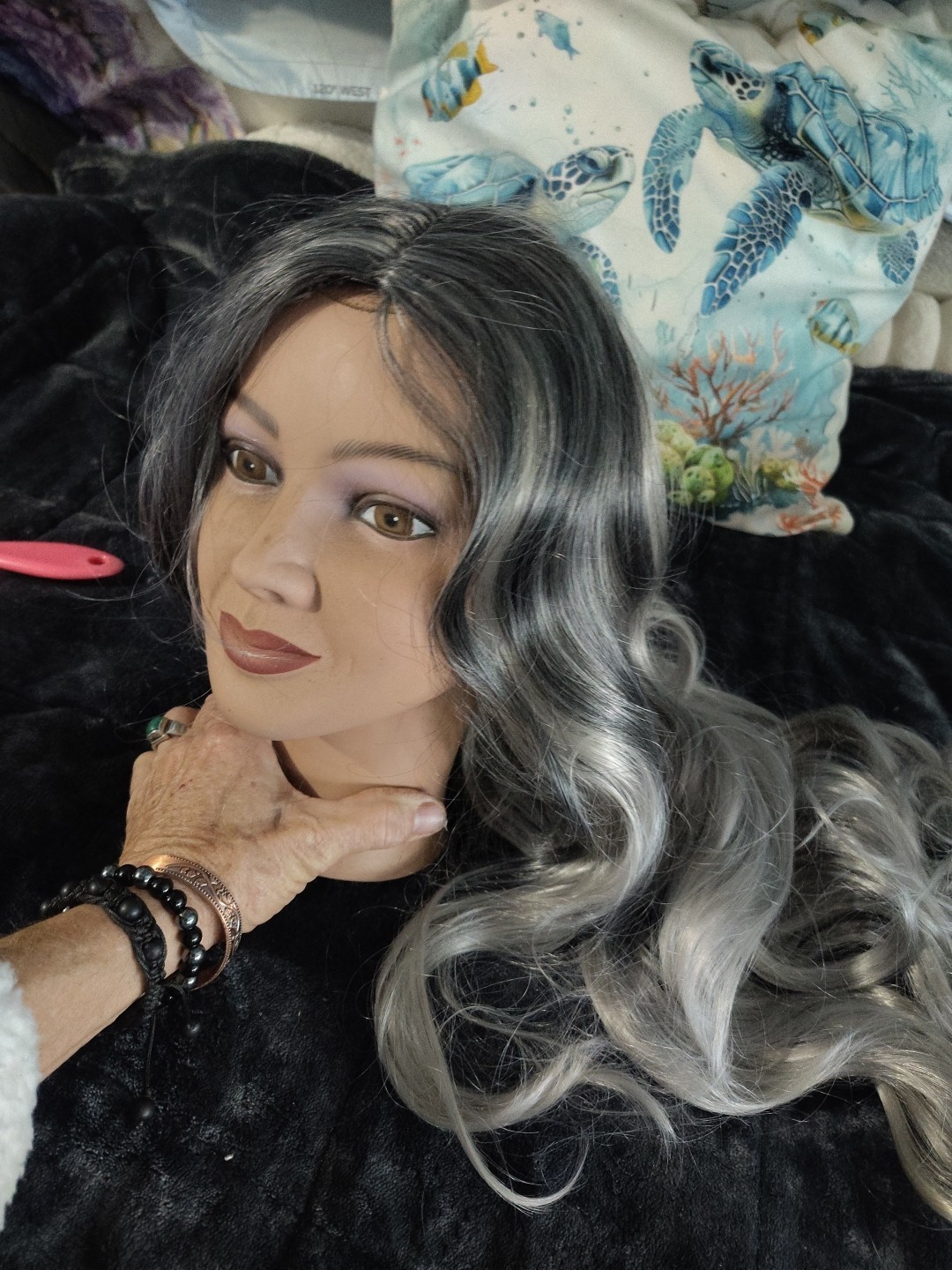 New Ombre Silver Long Gray Wig Middle Part Wavy Cosplay Wig Synthetic Women 22″