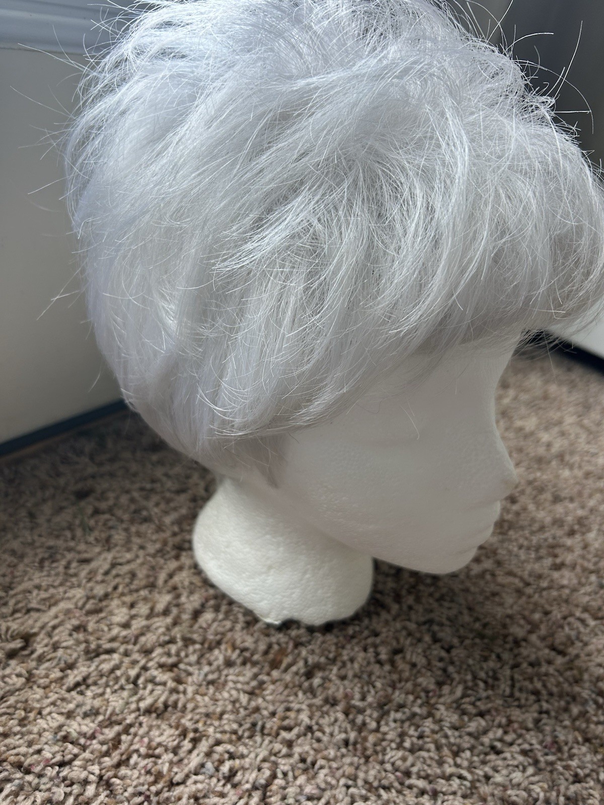 Paula Young Casey Wig A6291 White Short Hair vintage