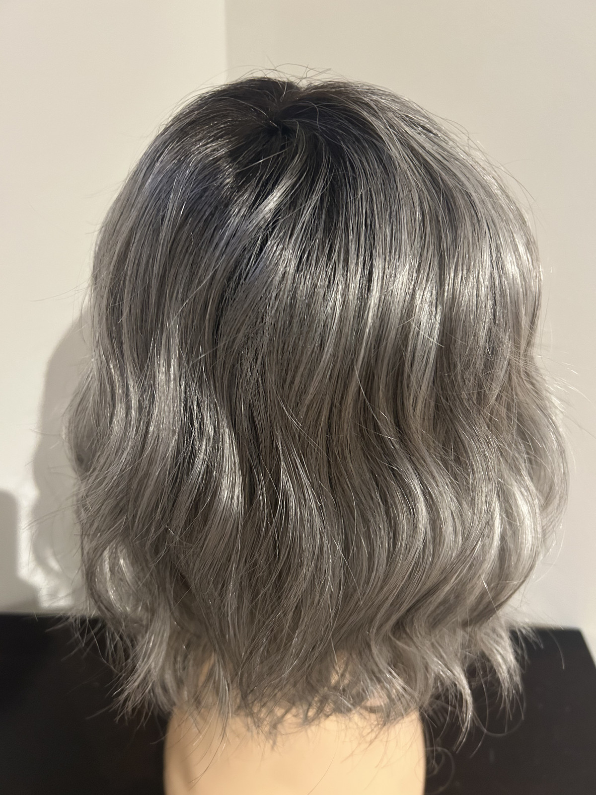 Jon Renau January Synthetic Wavy Bob Wig – Storm – Excellent