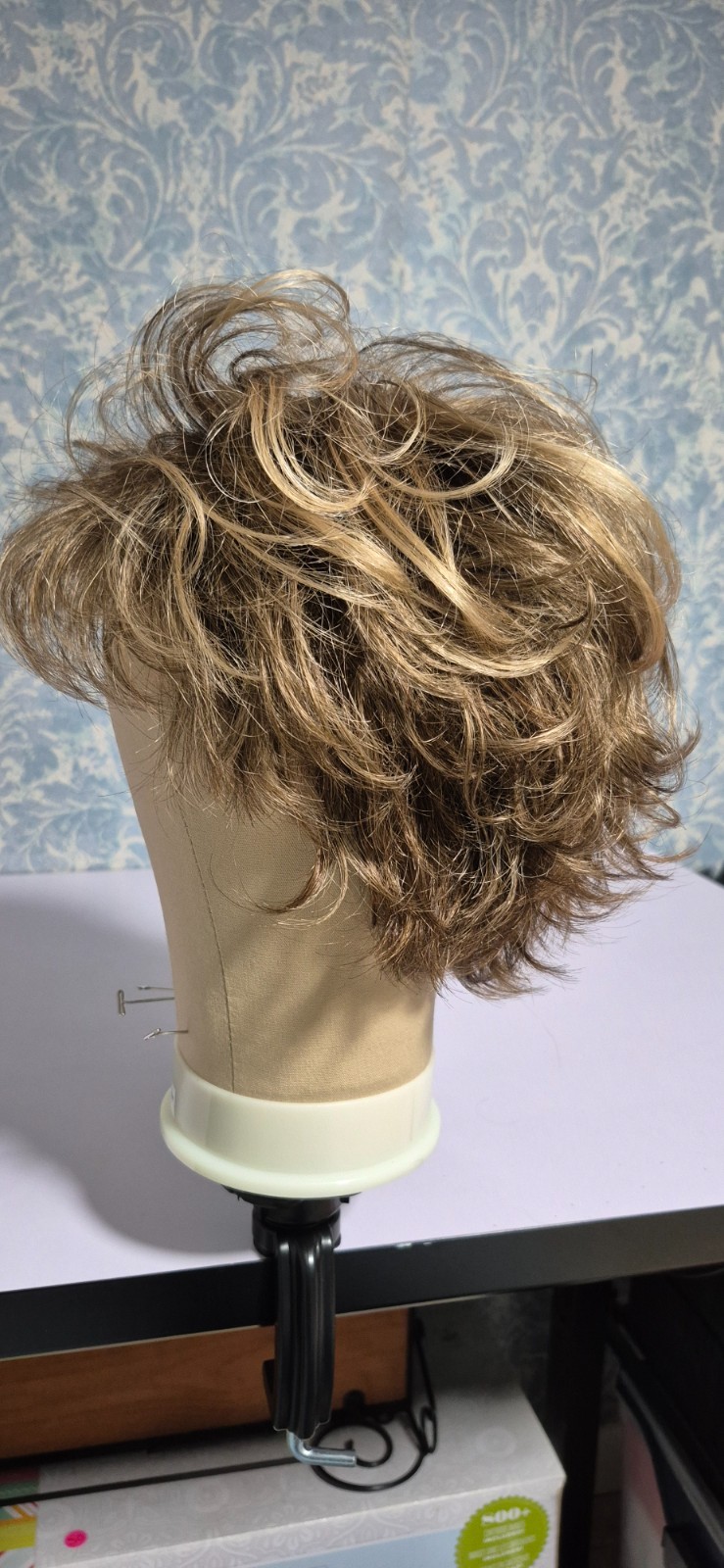 Paula Young Jan Wig in Buttered Toast very good condition with tags