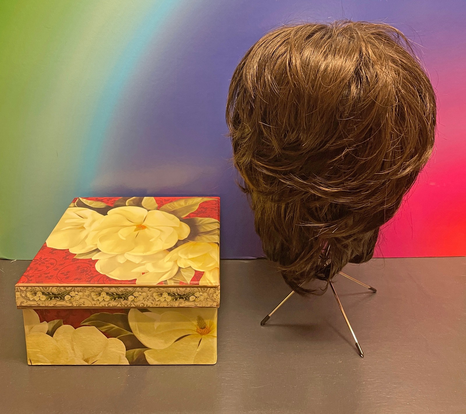 Tiffany Wigs Short Brown Modern Acrylic Wig